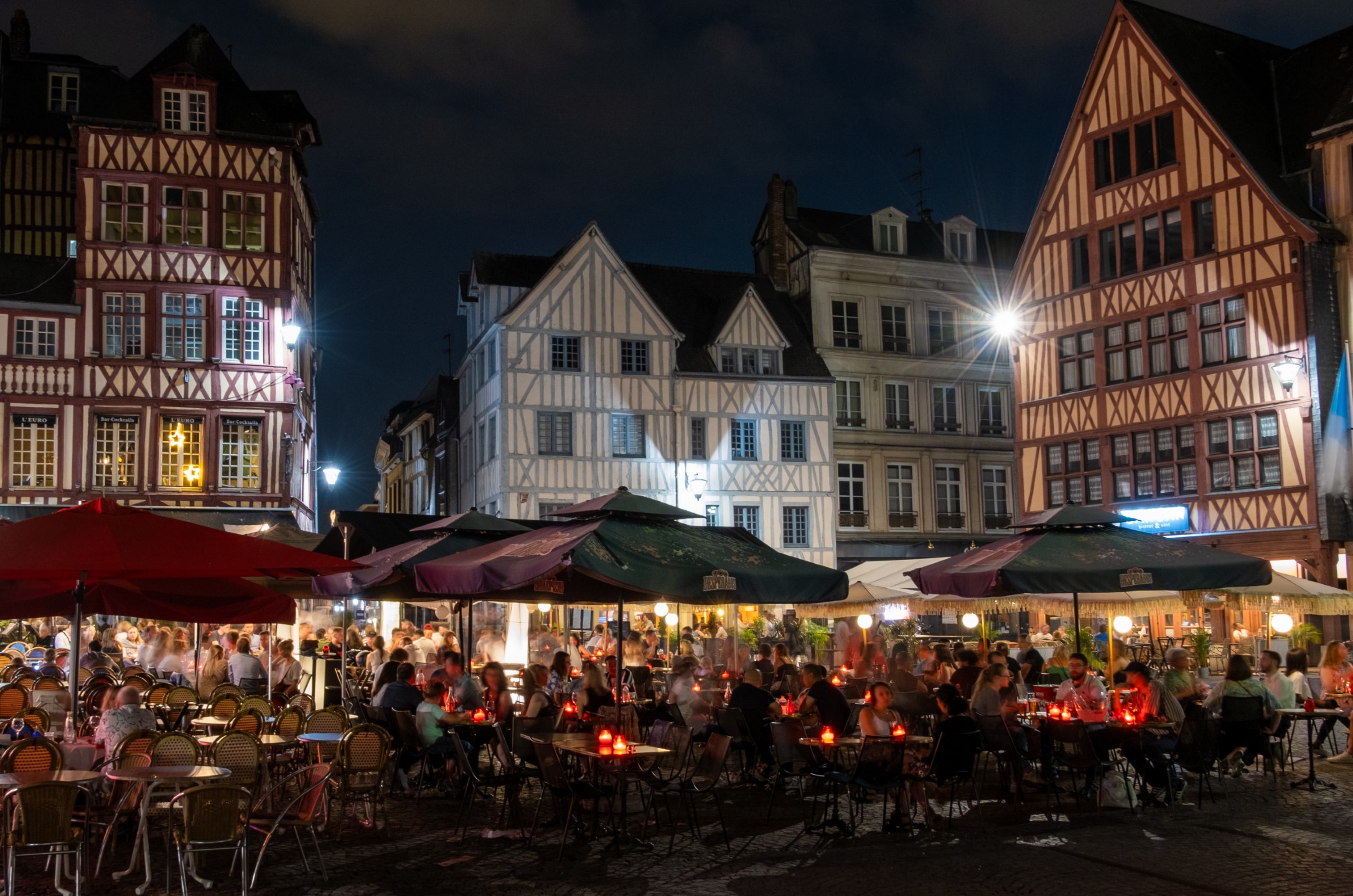 Place du vieux marché à Rouen ©Nicolas LETELLIER - Le photographe Normand