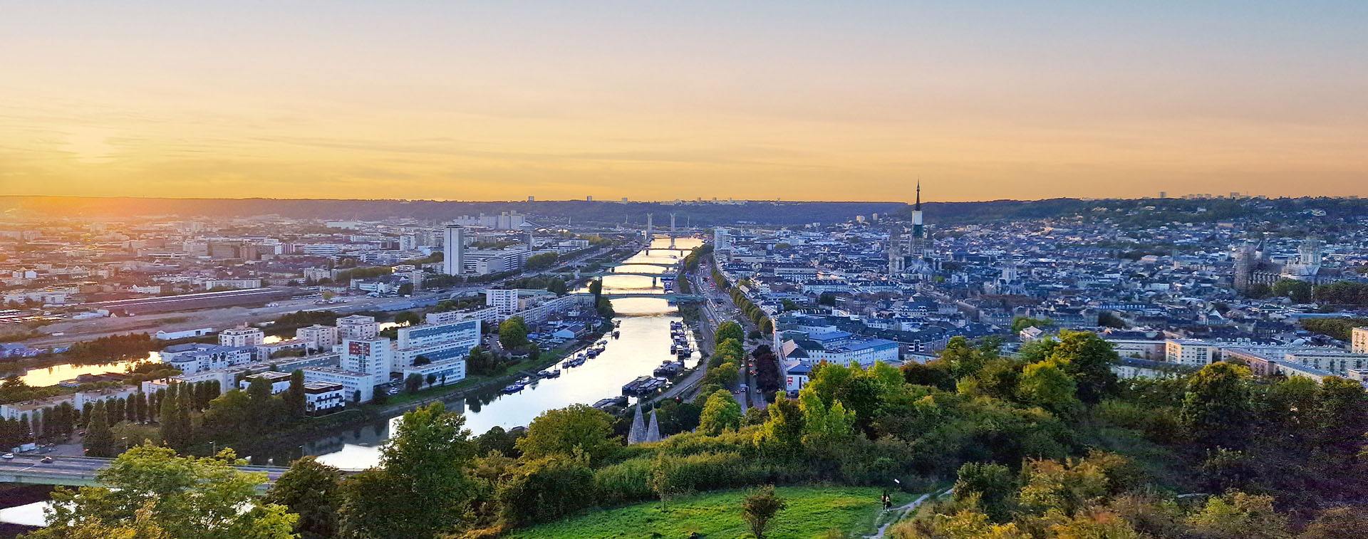 Rouen depuis la côté Sainte-Catherine ©RNI