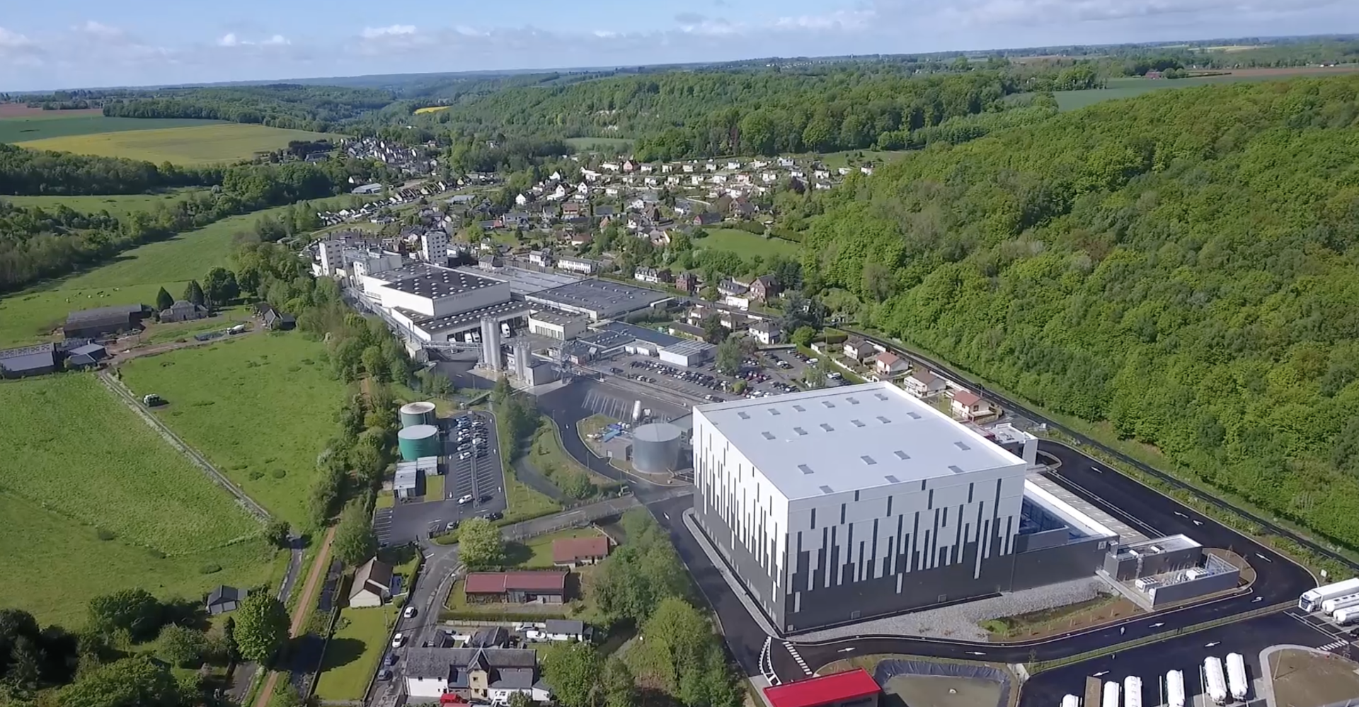 Le site normand de Villers-Ecalles près de Rouen exporte 33% de sa production vers l'Union Européenne. C'est aujourd'hui la première usine mondiale de production de NUTELLA ®  Crédit photo : FERRERO